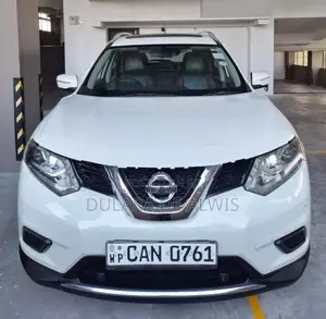 Nissan X-Trail 2015