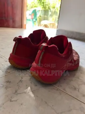 Batminton Shoe