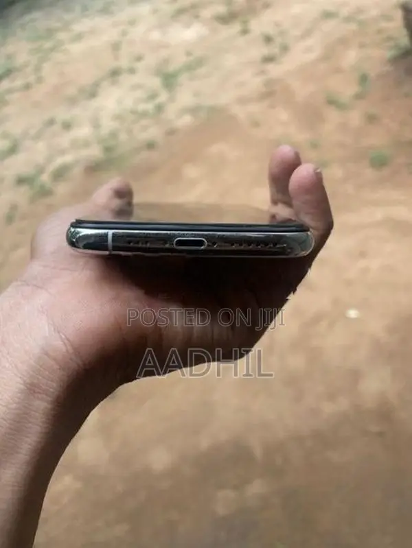 Apple iPhone 11 Pro (Used)