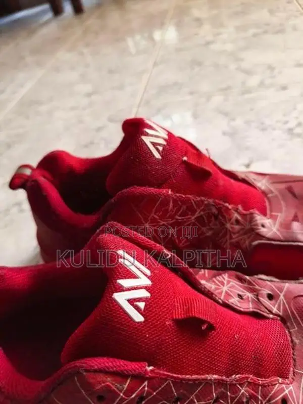 Batminton Shoe