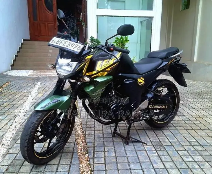Yamaha FZs V2 2016
