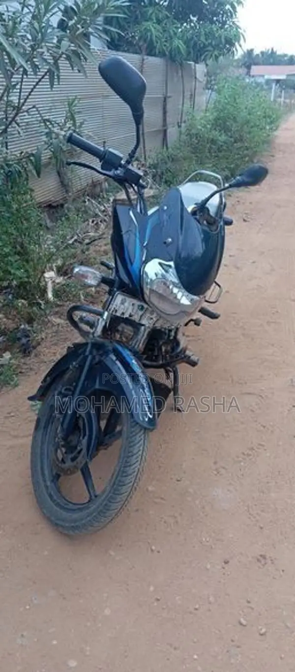Bajaj Discover 2010