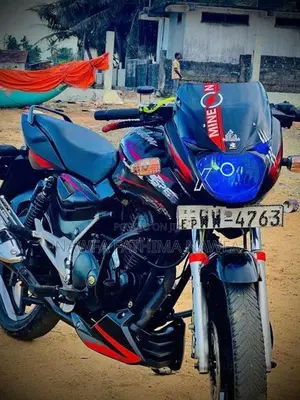 Bajaj Pulsar 180 2011