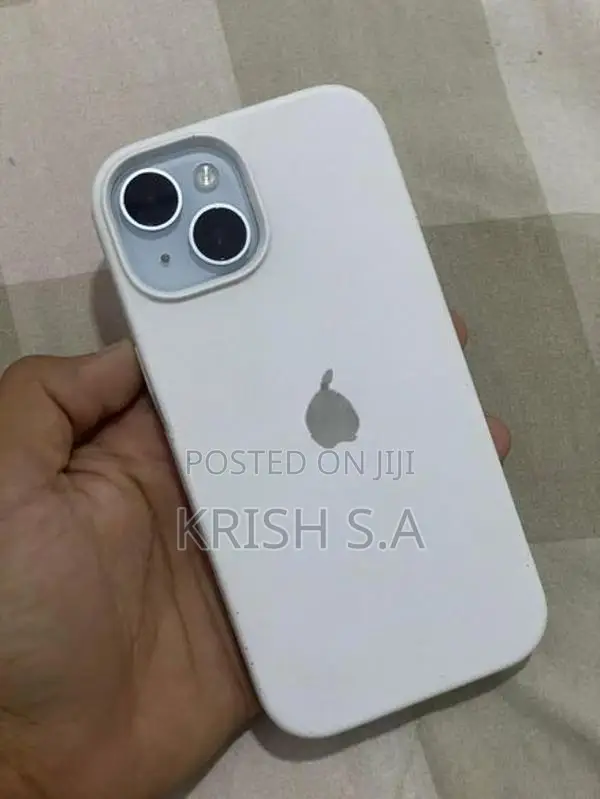 Apple iPhone 15 (Used)