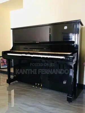 Yamaha U3F Piano