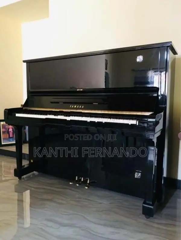 Yamaha U3F Piano