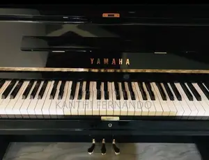 Yamaha U3F Piano