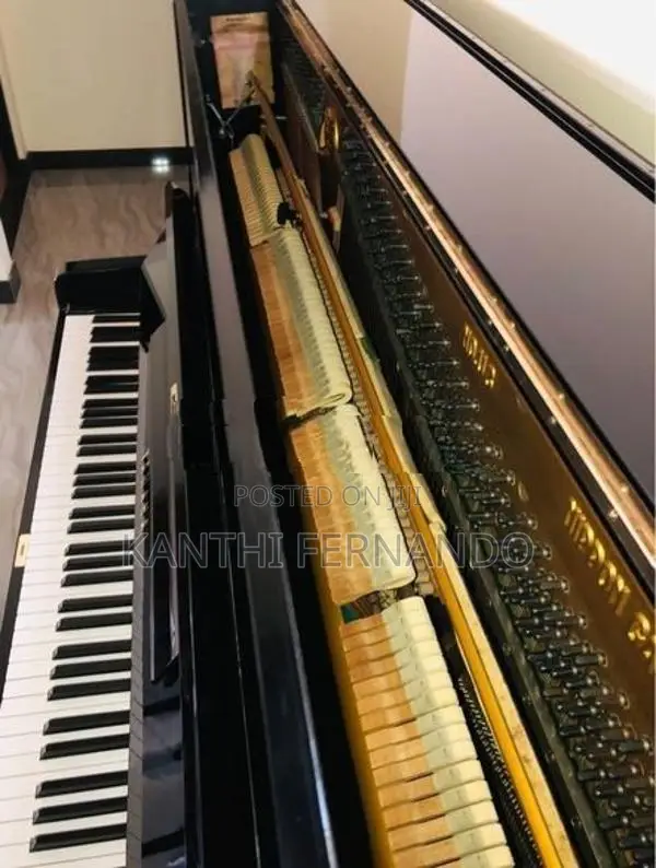 Yamaha U3F Piano
