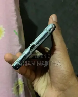 Samsung Galaxy S20FE (Used)