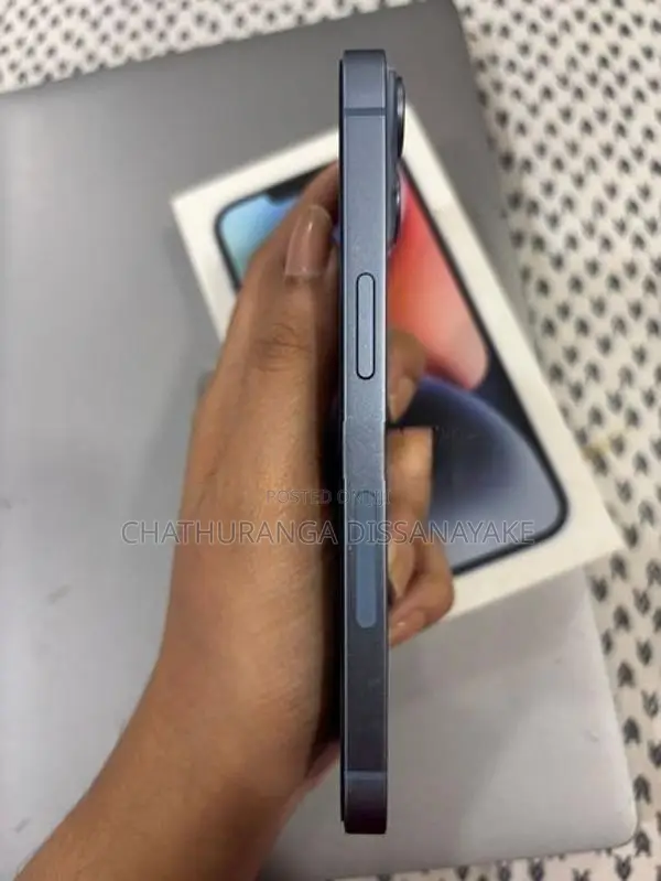 Apple iPhone 14 (Used)