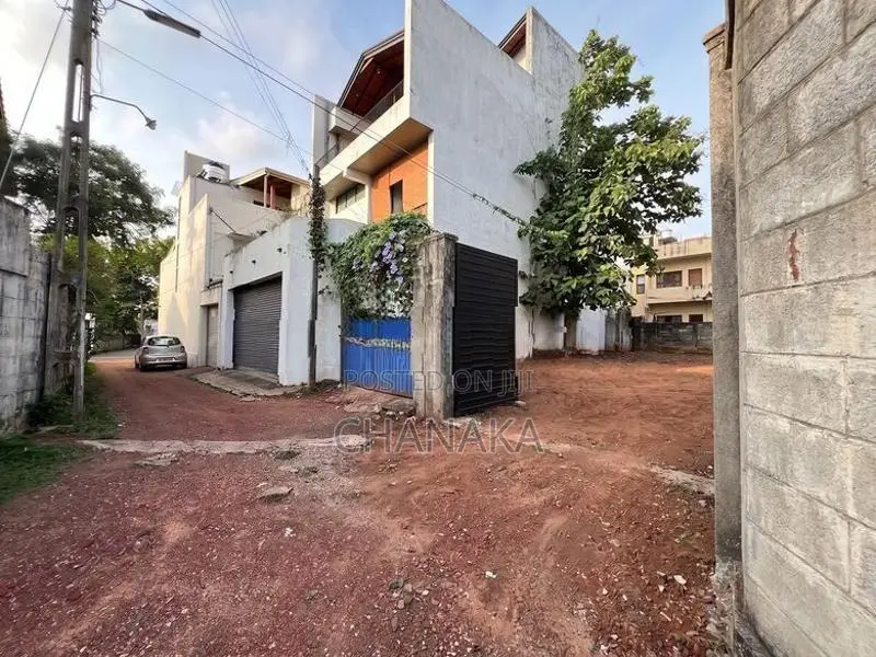 Land Sale Epitamulla Road, Kotte
