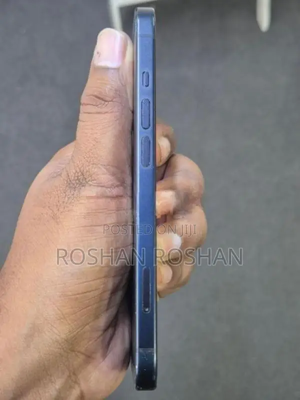 Apple iPhone 15 (Used)