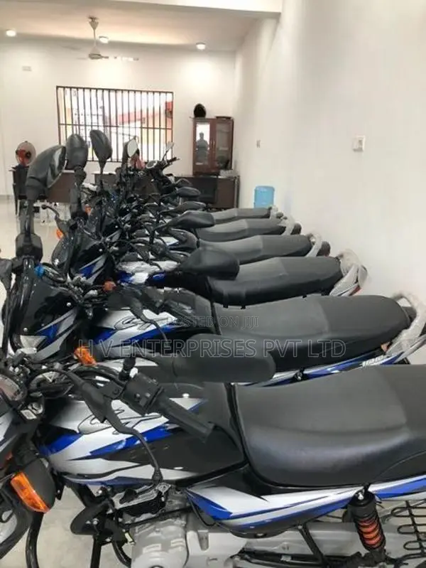 Bajaj CT100 2026