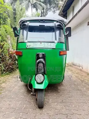 Bajaj RE Three Wheeler 2004