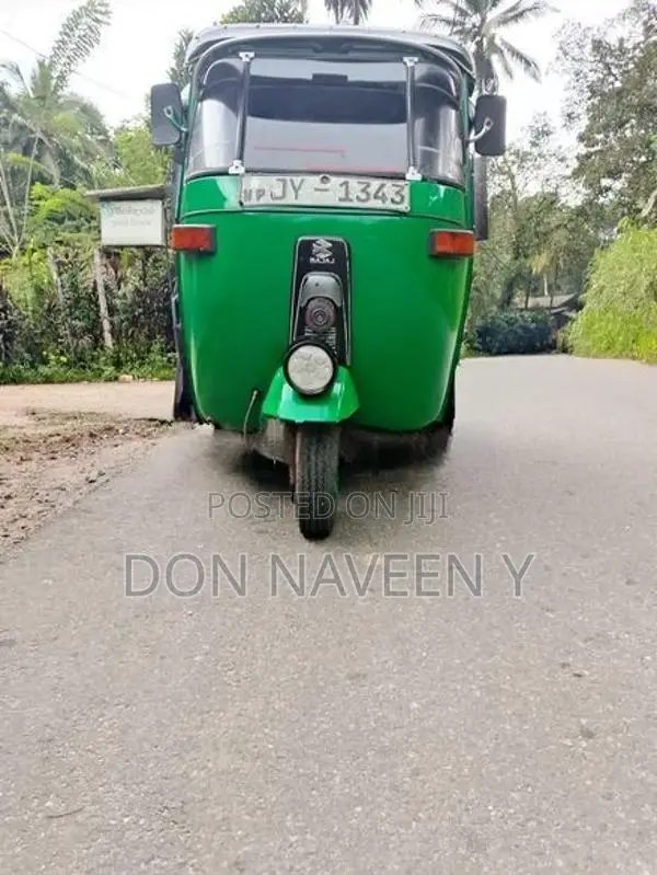 Bajaj RE Three Wheeler 2004