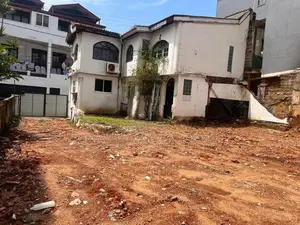 Prime Seaside Land with House for Sale – Mount Lavinia