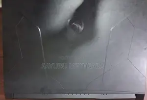 MSI Bravo 15 B7ED Laptop