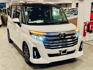 Toyota Roomy Custom GT BlackTop 2026