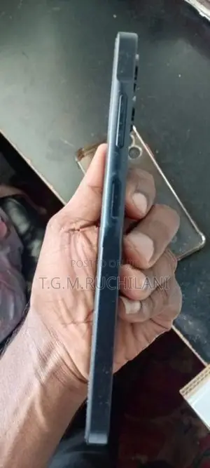 Samsung Galaxy A06 (Used)