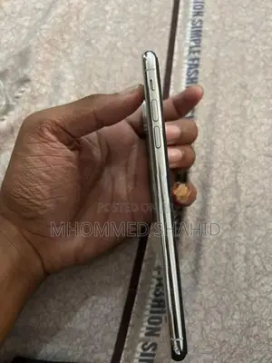 Apple iPhone XS Max (Used)