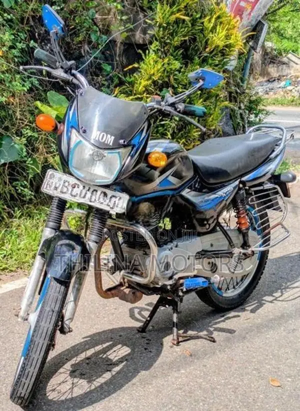 Bajaj CT100 2015