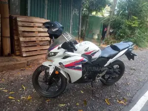 Honda CBR 2015