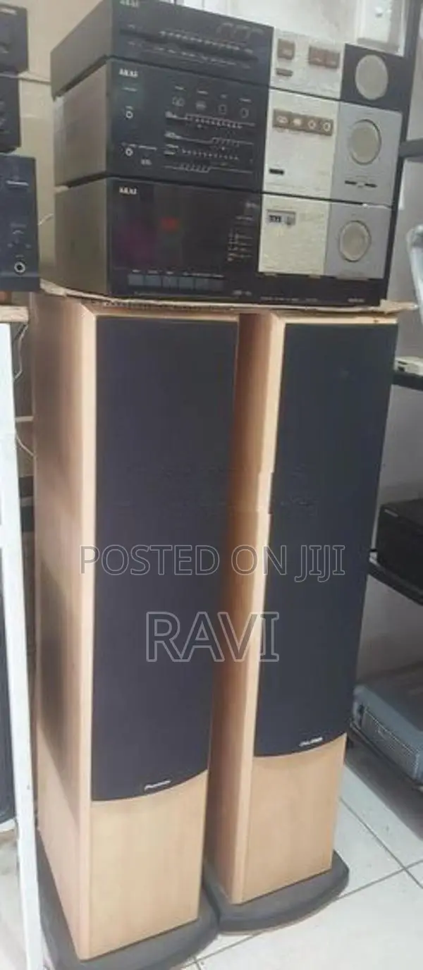 pioneer speaker set, Akai Amp, casset, Fm tuner