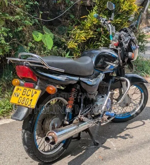 Bajaj CT100 2015