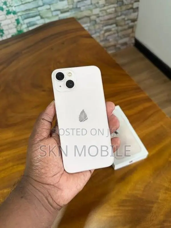 Apple iPhone 13 128GB (Used)