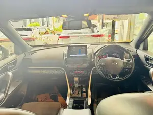 Mitsubishi Eclipse Cross Black Editi Sunroof 2024