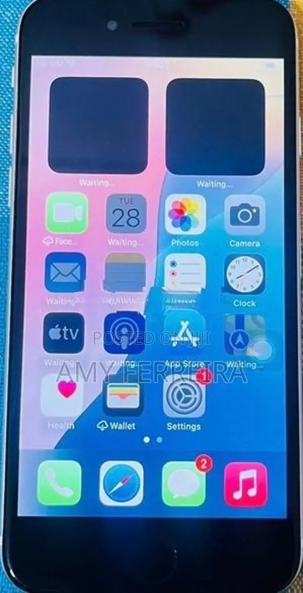 Apple iPhone SE 2 (Used)