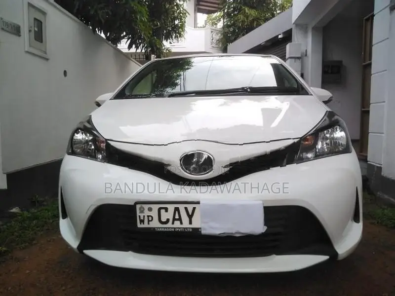 Toyota Vitz 2016