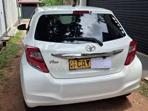 Toyota Vitz 2016