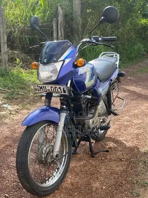 Bajaj CT100 2006