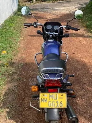 Bajaj CT100 2006