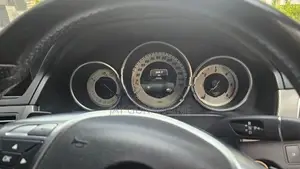 Mercedes Benz E220 AMG 2014