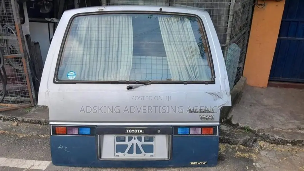 Toyota shell model Hiace LH 51/ 61 /71 Rear Door