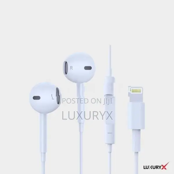 Earpods (Lightning Connector)