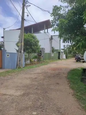 Suwarapola Piliyandala Land for Sale