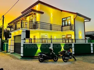 මීගමුව බස් පාරට කිට්ටු අලුත්ම නවීන නිවස විකිණීමට