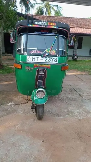 Bajaj RE 2003