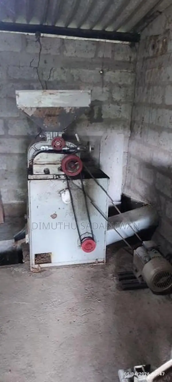 Rice Huller Machine