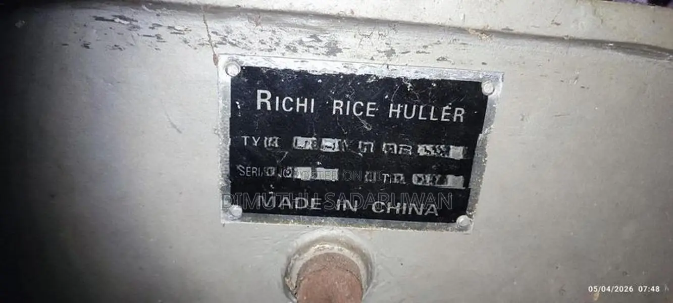 Rice Huller Machine