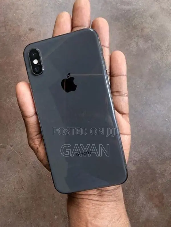 Apple iPhone XS 256GB (Used)