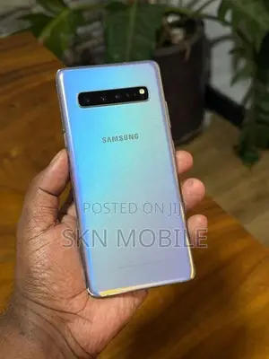 Samsung Galaxy S10 5G 8GB 256GB (Used)