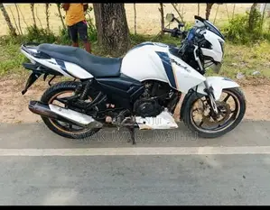 TVS Apache 2017
