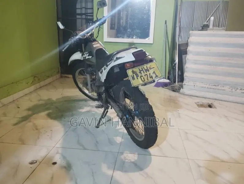 Honda SL 2000