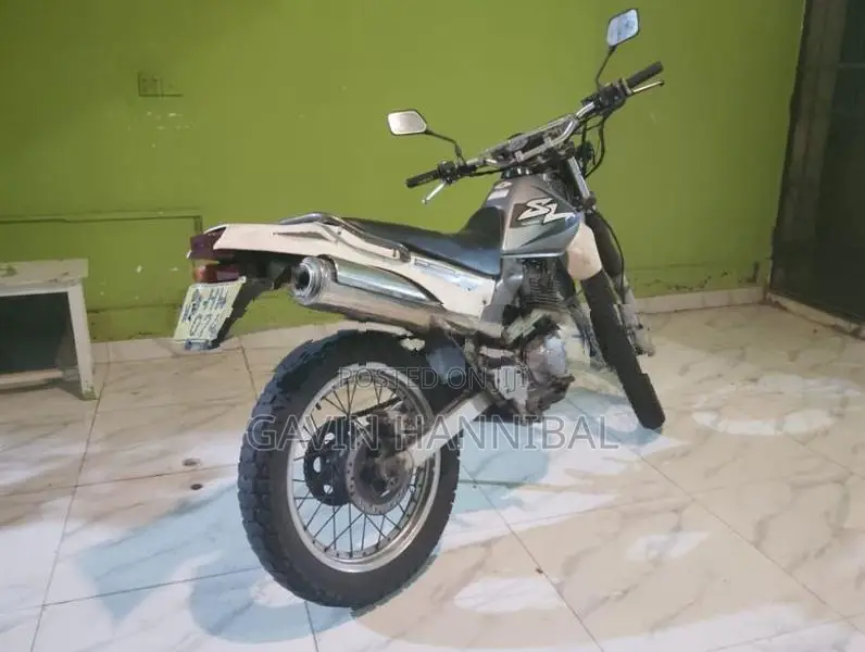 Honda SL 2000