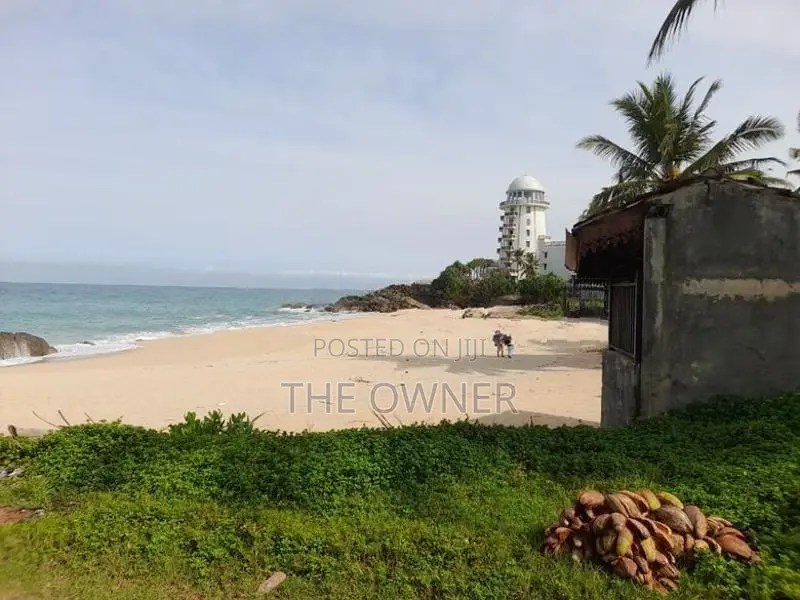 Beach and Galle Road Frontage Land for Sale in Ambalangoda Town