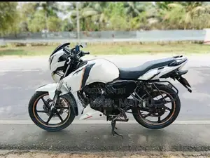 TVS Apache 2017